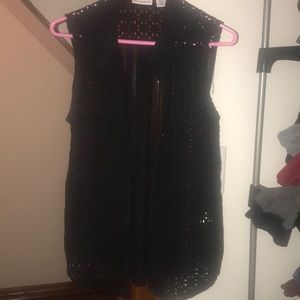 Sleeveless sheer shirt with eyelets